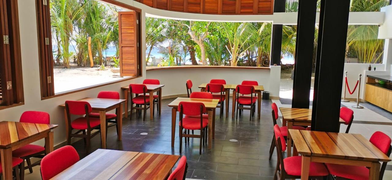 Ranthari Hotel And Spa Ukulhas Maldives Екстериор снимка